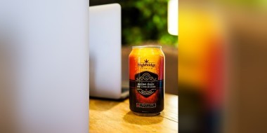 Canned bottle of Highbridge Premium